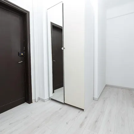 アパート Color Franceza Street 4bedrooms *