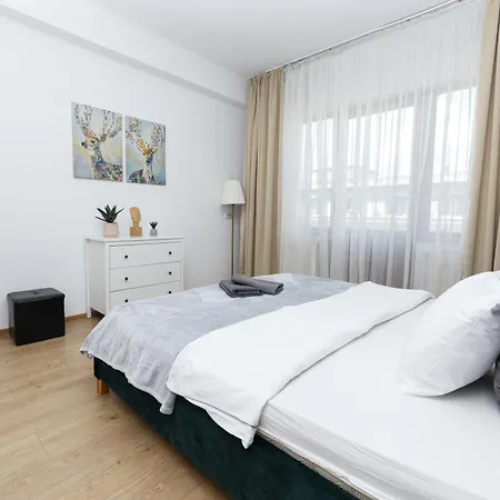 アパート Color Franceza Street 4bedrooms *