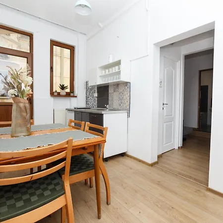 Appartement Color Franceza Street 4bedrooms Bucarest