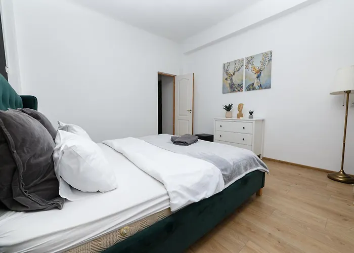 Apartmán Color Franceza Street 4bedrooms *