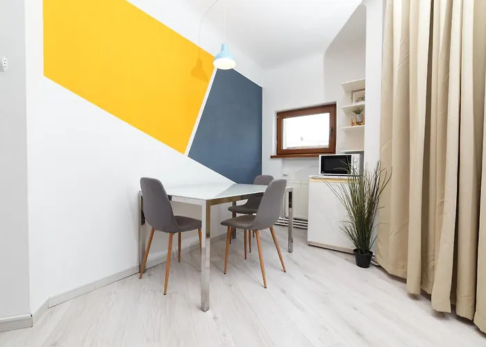 Color Franceza Street 4bedrooms