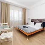 Color Franceza Street 4bedrooms Apartament *