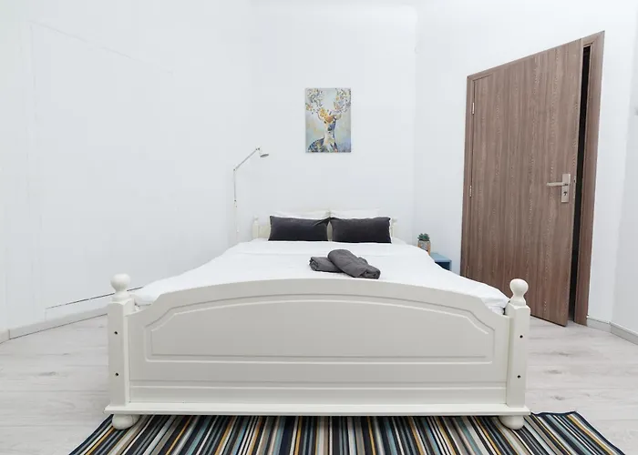 Color Franceza Street 4bedrooms * Bucharest