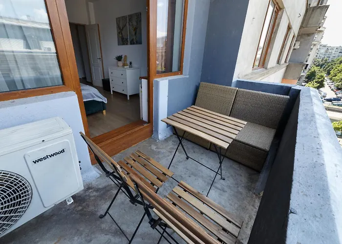 Color Franceza Street 4bedrooms